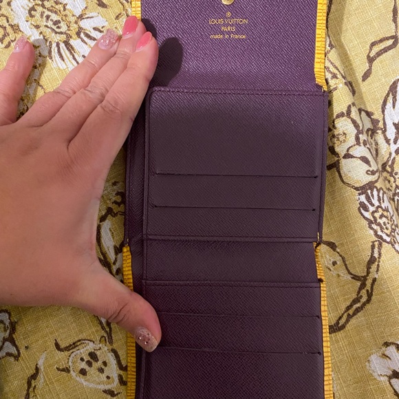 Louivitton EPI Compact wallet - Picture 3 of 8